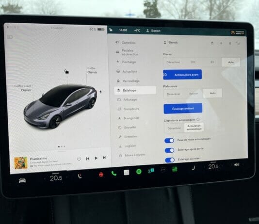 Votre Tesla Model 3 désactive automatiquement le clignotant tesla model 3 clignotants automatiques